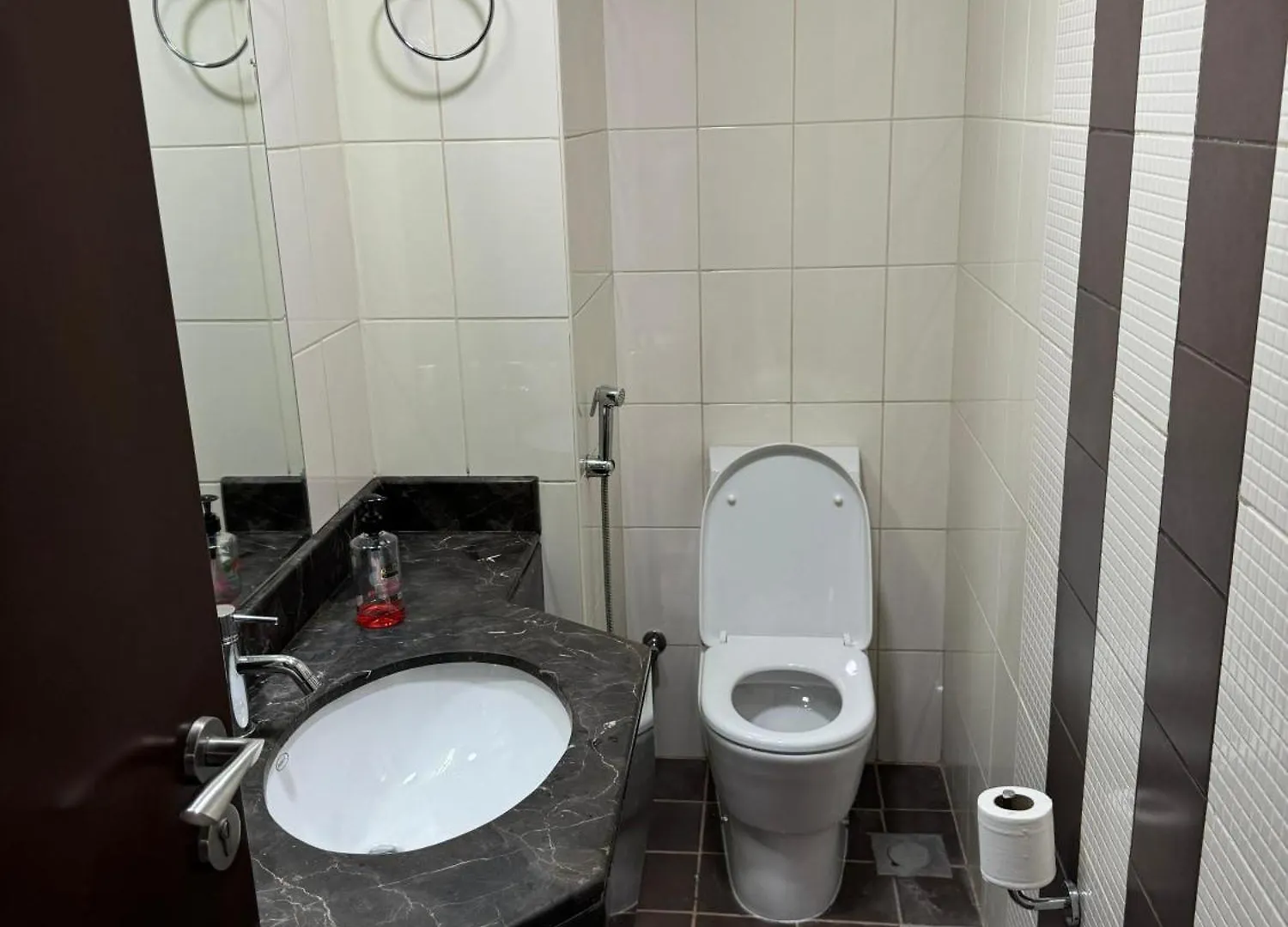 1 Bedroom Downtown 5 Min Walk To Dubai Mall